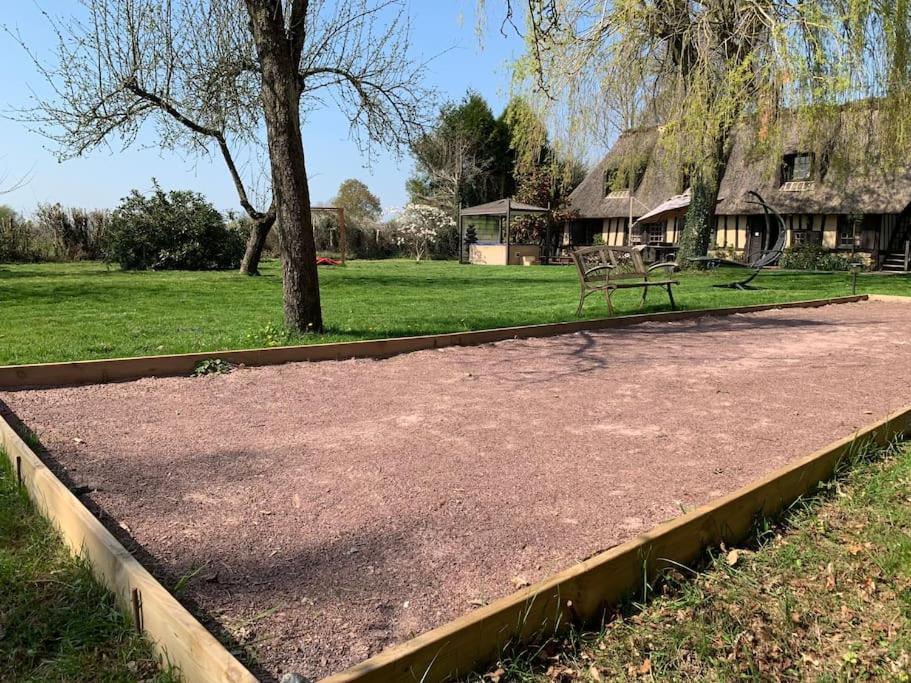Chaumiere Familiale Weekend & Vacances Paisible Saint-Philbert-sur-Risle Εξωτερικό φωτογραφία
